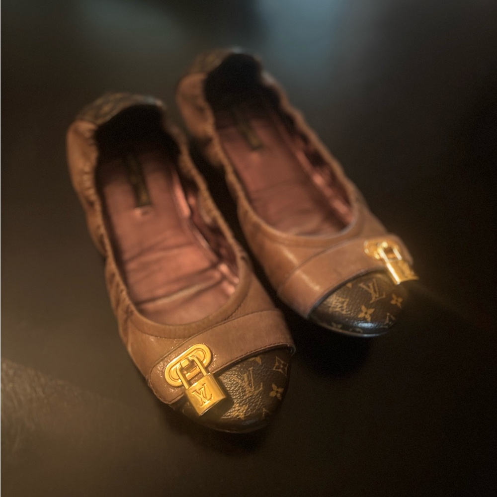 Louis Vuitton Ballet Flats with Gold Locks